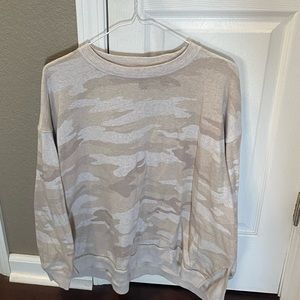 American Eagle Women’s Crew Sweatshirt